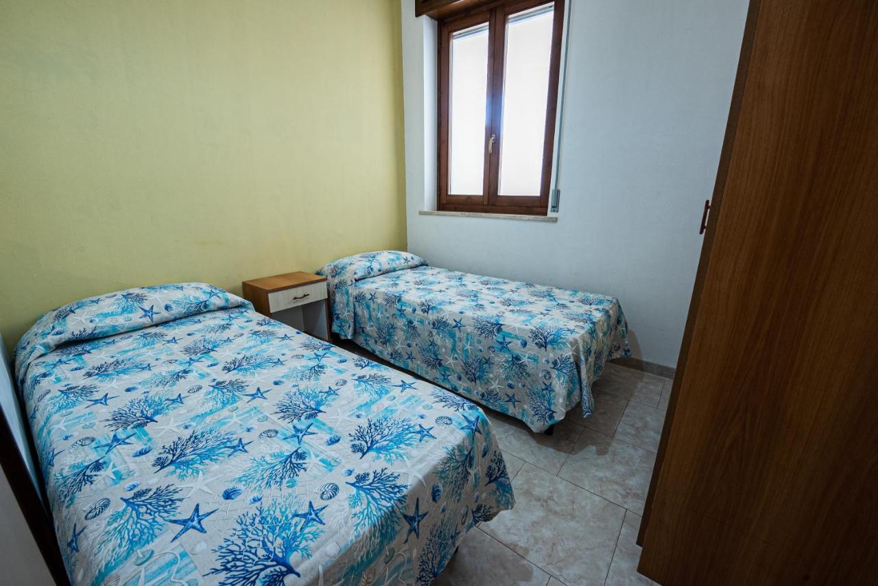 マリーナ・ディ・マンカヴェルサMancaversa Gallipoli Casa Vacanza Stefaniaアパートメント エクステリア 写真
