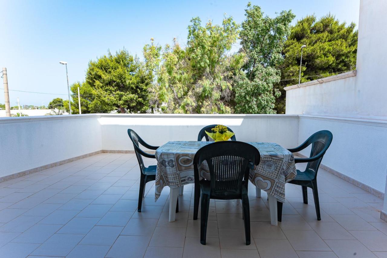 マリーナ・ディ・マンカヴェルサMancaversa Gallipoli Casa Vacanza Stefaniaアパートメント エクステリア 写真