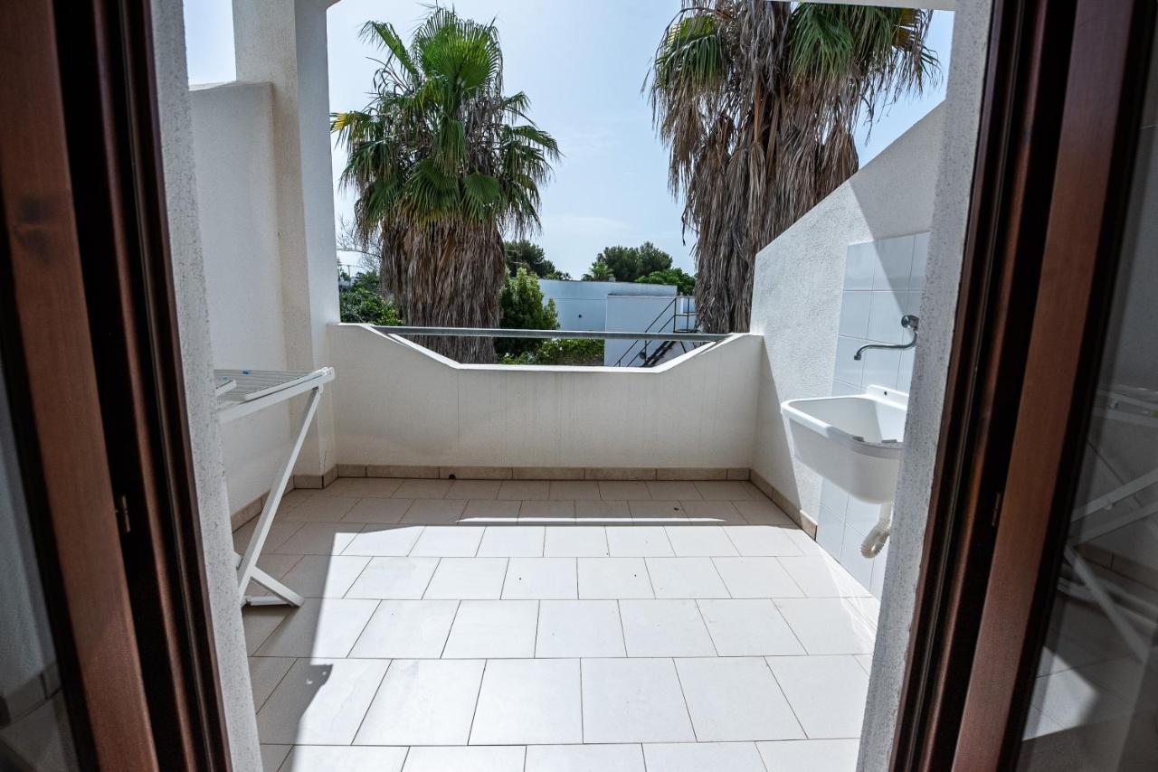 マリーナ・ディ・マンカヴェルサMancaversa Gallipoli Casa Vacanza Stefaniaアパートメント エクステリア 写真